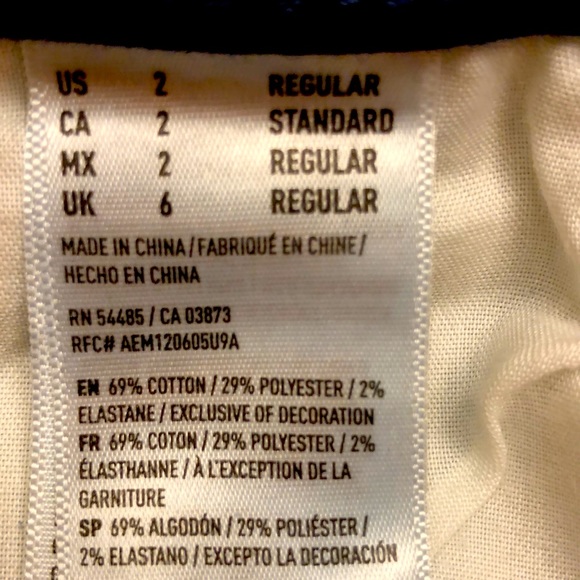 American Eagle - Size 2 - Jogger Jean - Super Stretch - Faded Wash - Picture 8 of 8